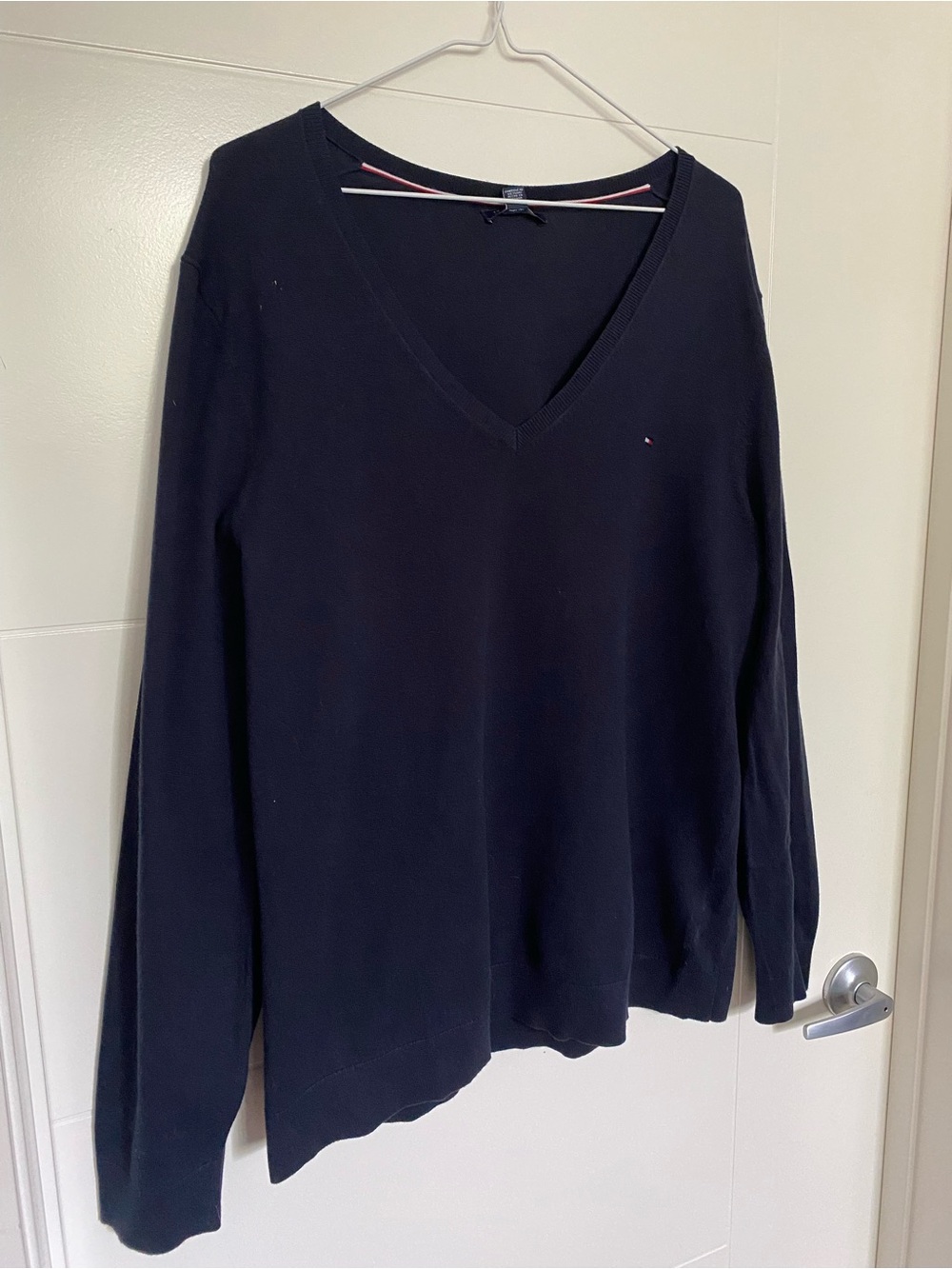 Tommy Hilfiger Women's Dark Navy V-Neck Sweater